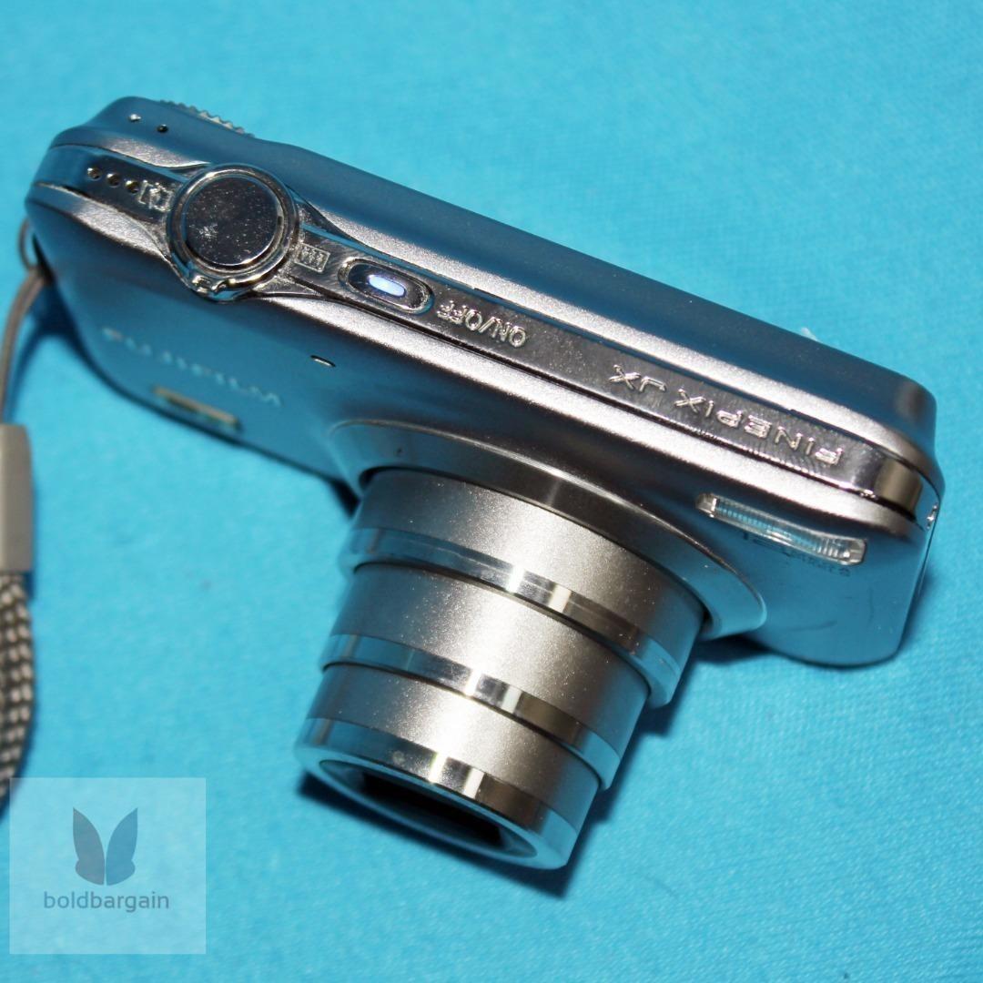 FujiFilm FinePix JX200 CCD Digital Camera Video Camcorder 12 Mega