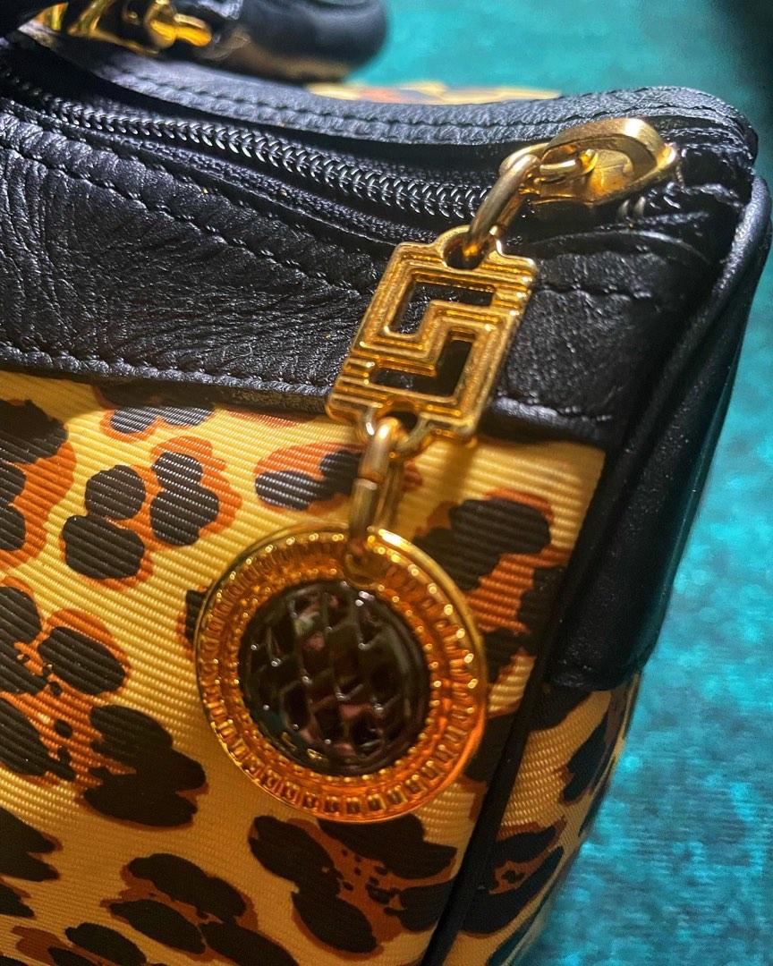 Gianni versace vintage outlet handbags