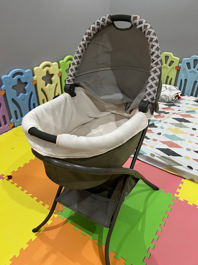 Graco day2night bassinet 2025