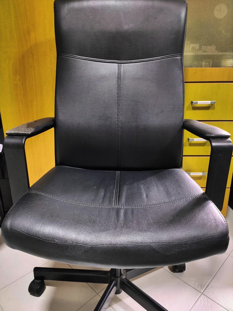 IKEA MILLBERGET Ergonomic Adjustable Swivel Office Chair w Wheels Castors