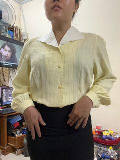 Kemeja nona Korea kuning