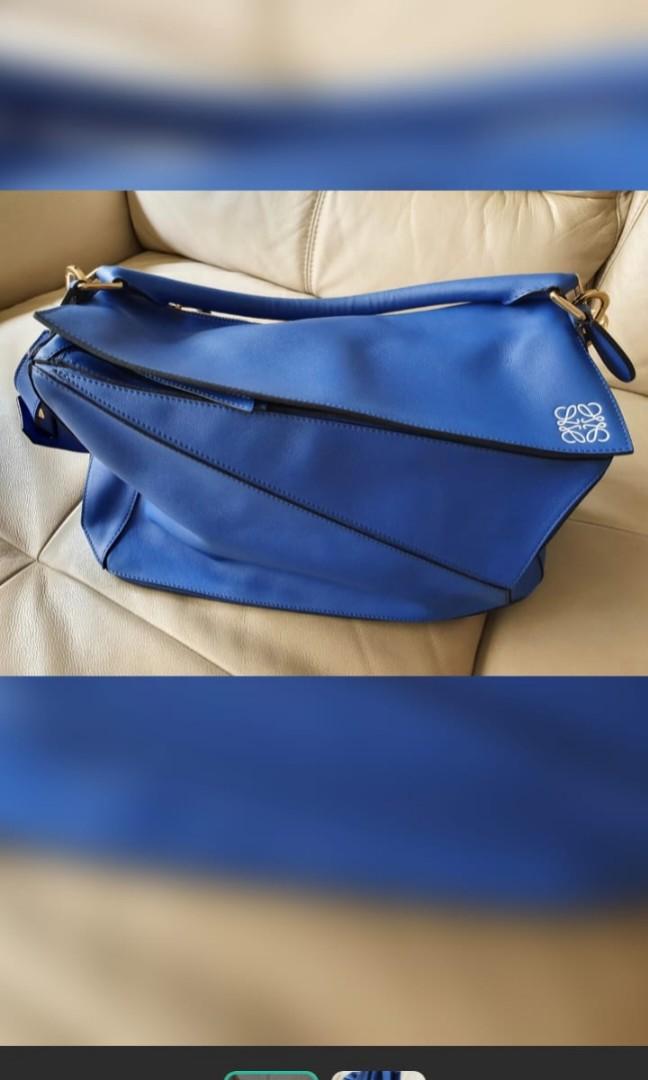 Loewe Large Size Puzzle Bag, Women's Fashion, Bags & Wallets, Shoulder Bags on Carousell