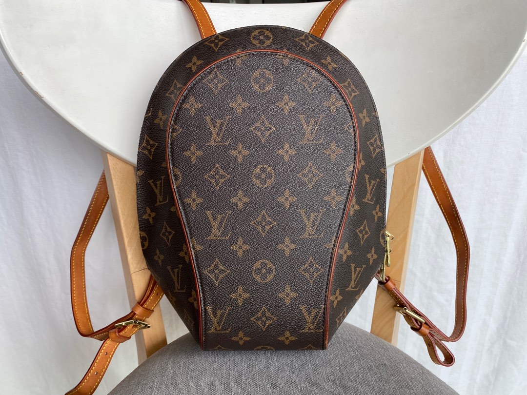 Louis Vuitton - Ellipse Backpack Epi Leather Noir