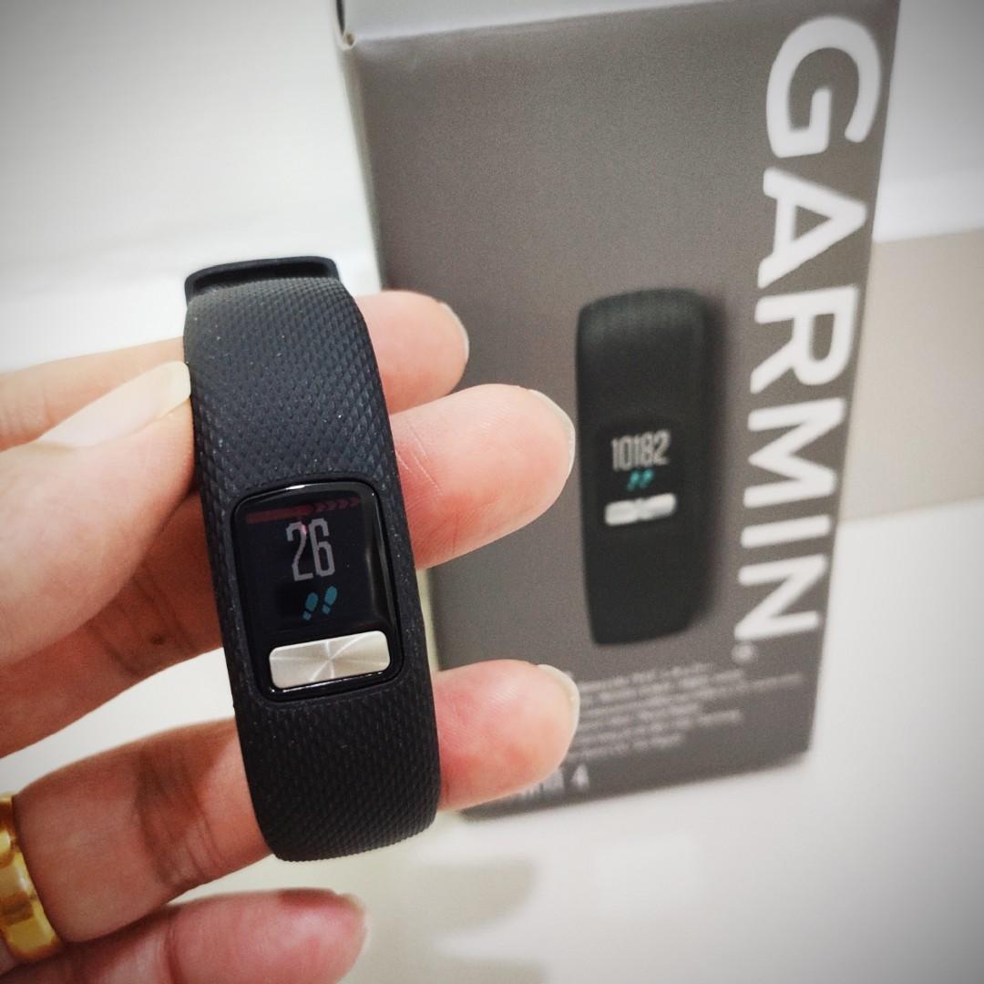 Low Price Garmin Vivofit 4 Like New