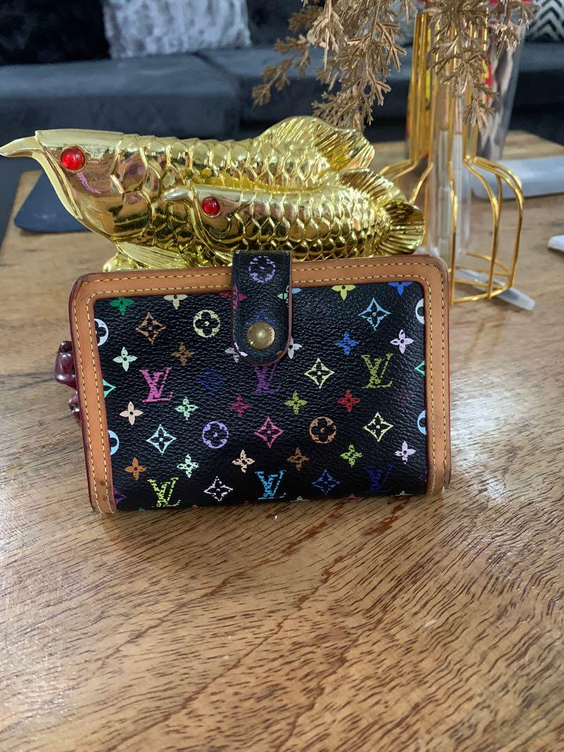 LV multicolor wallet (Category: Luxury Bags & Wallets) located in Manila. Submitted by raila.bags (Listing ID 1182858698, Image 1). Description: orig po lahat ng tinda ko mga sis.