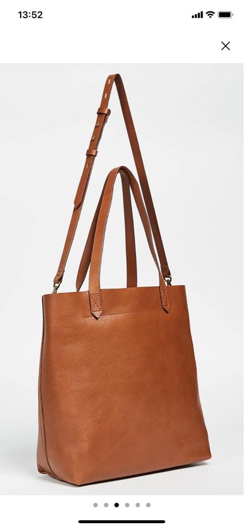 Medium outlet transport tote