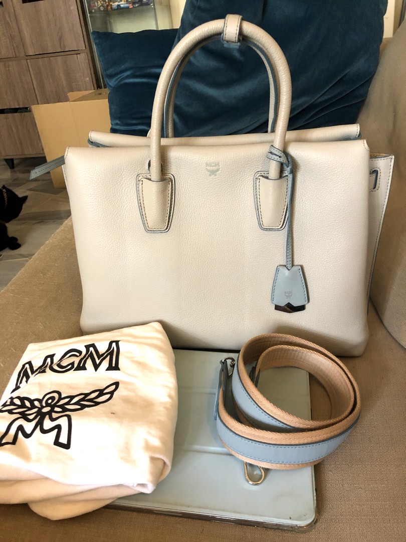 Mcm milla medium 2025 black