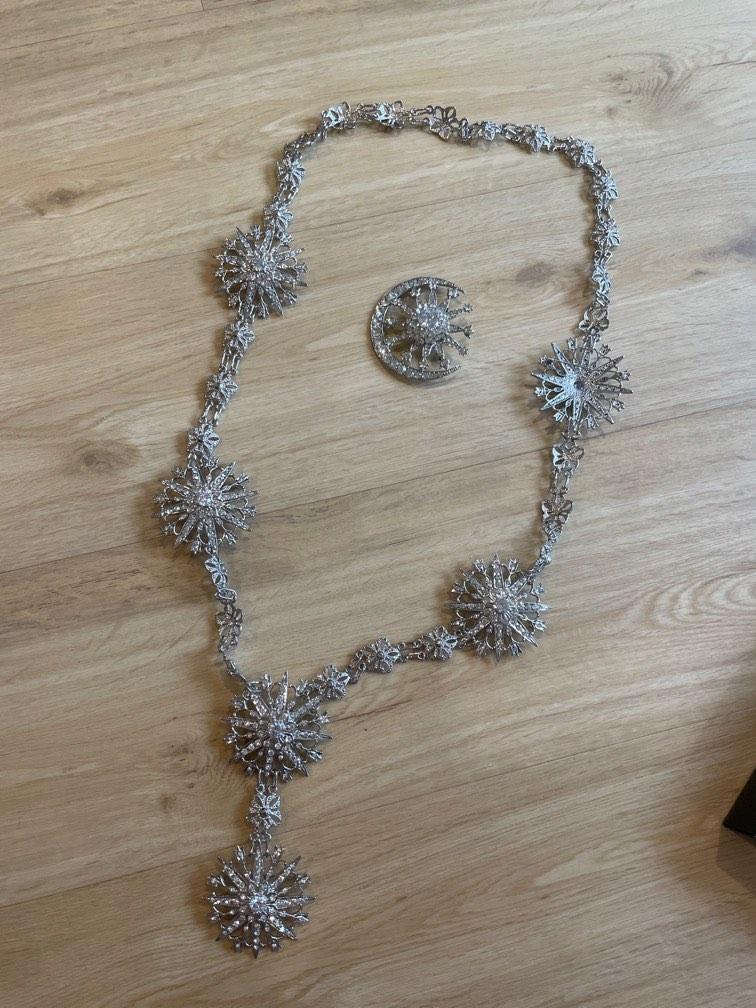 Necklace on sale in malay