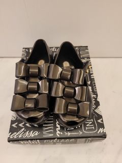 (Category: ) located in . Submitted by mgrshopping (Listing ID 1182745972, Image 1). Description: .