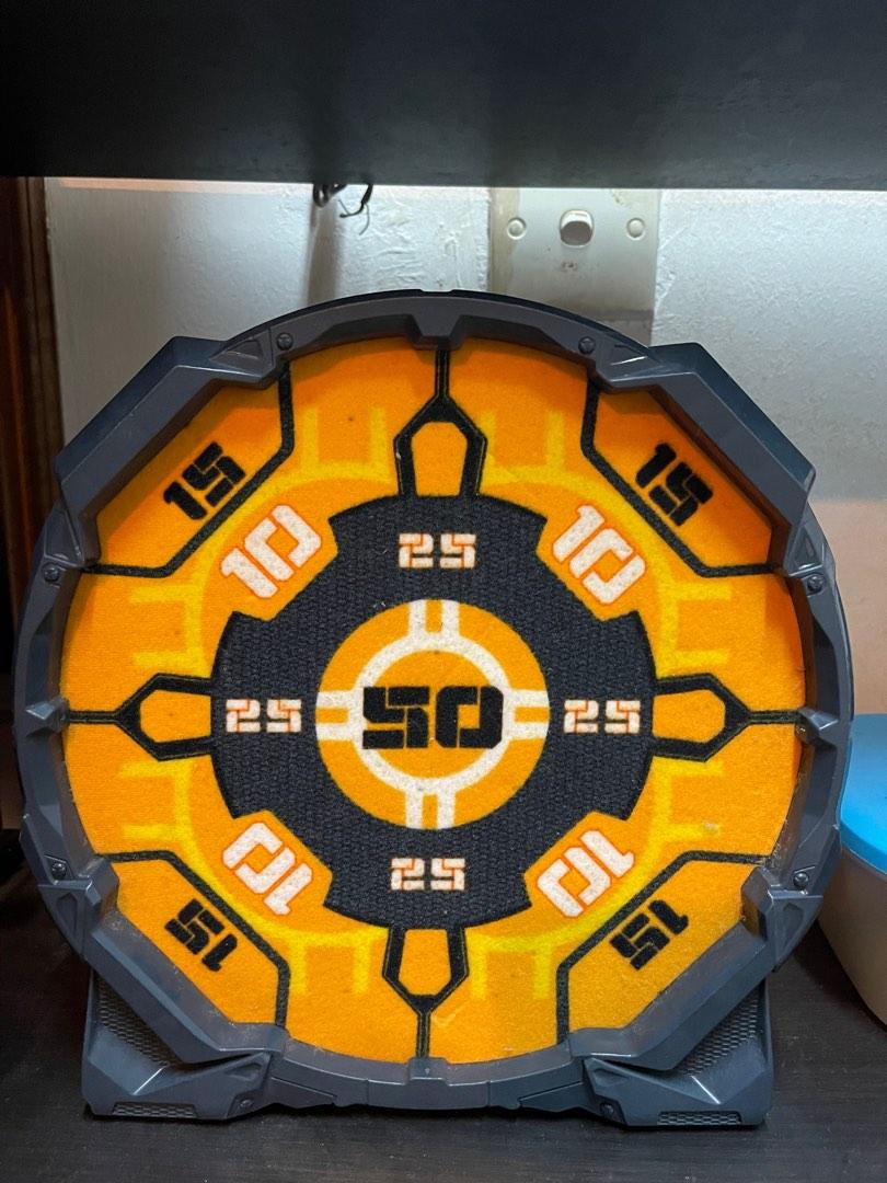 Nerf Dart Board 2012 Hasbro (Velcro darts), Hobbies & Toys, Toys