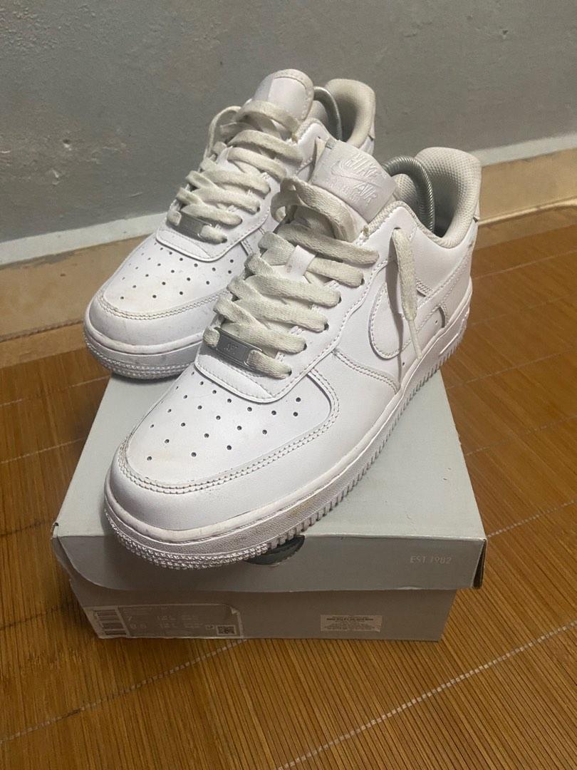 harga air force 1 triple white