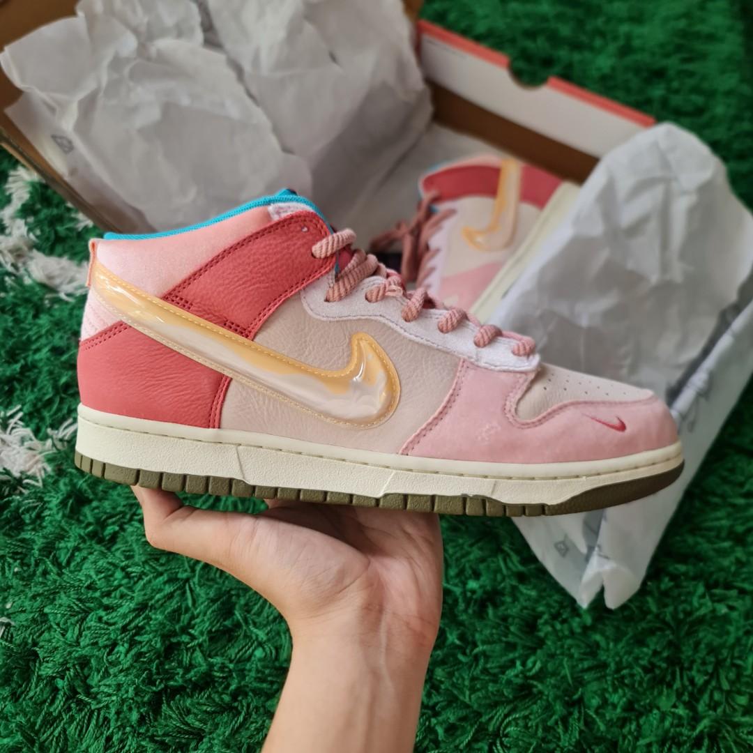 social status strawberry milk box