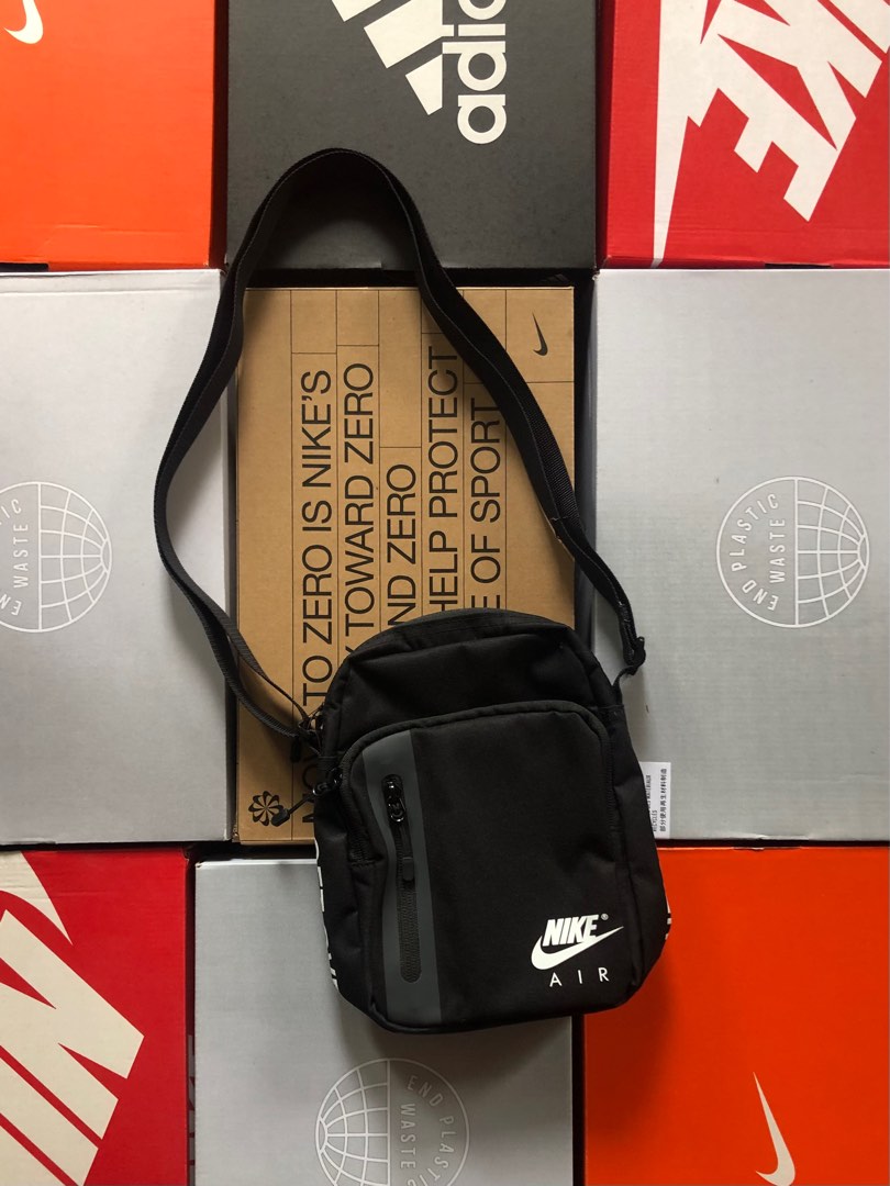 Nike Tech Crossbody Bag, Men's Fashion, Bags, Sling Bags on Carousell