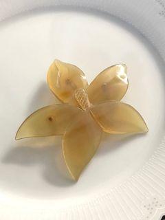 ORCHID FLOWER FAUX JADE CARVED PENDANT OR CAN BE BROOCH | VINTAGE EXCELLENT CONDITION | SOURCE JAPAN | SOLD AS IS NO INCLUSIONS