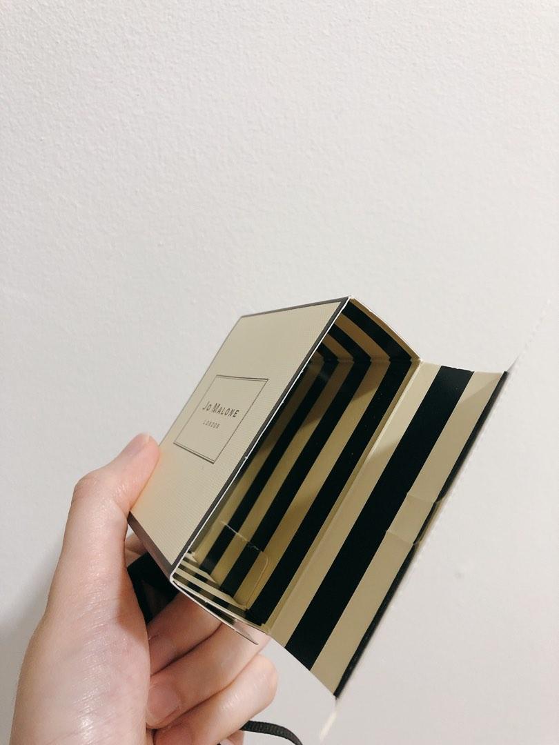 Original Jo Malone box with ribbon (for sample perfume), Luxury