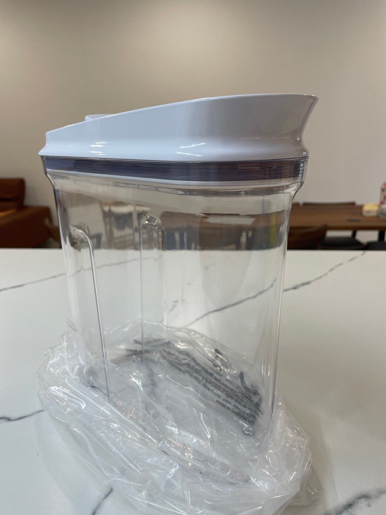 OXO Good Grips Cereal Dispenser, Furniture & Home Living, Kitchenware