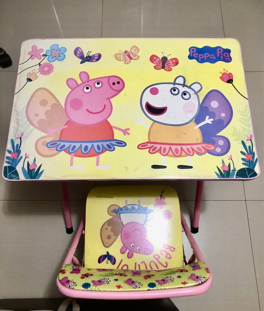 Peppa Pig Table & chair, Babies & Kids, Baby Nursery & Kids Furniture, Kids Tables & Chairs on