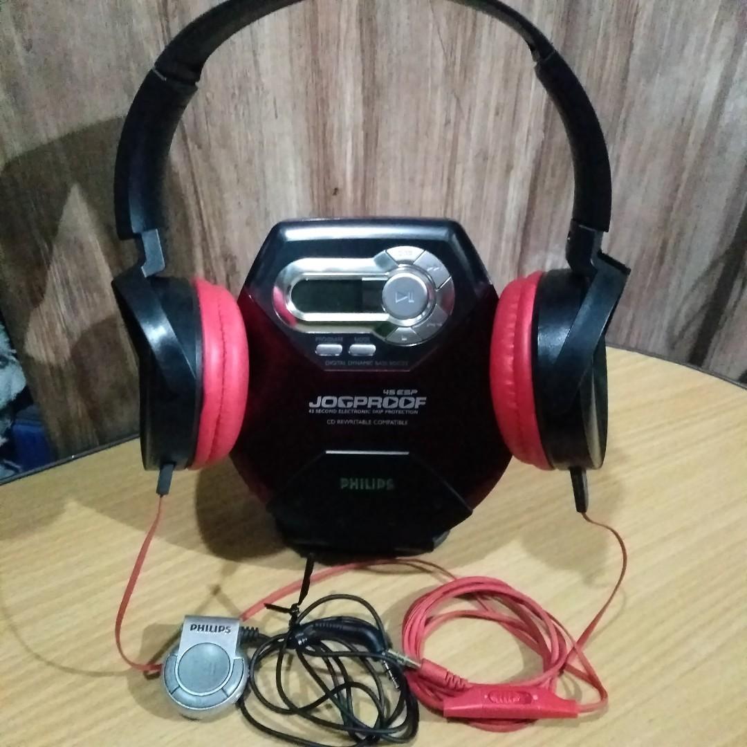 Philips portable cd player, Audio, Portable Music Players on Carousell
