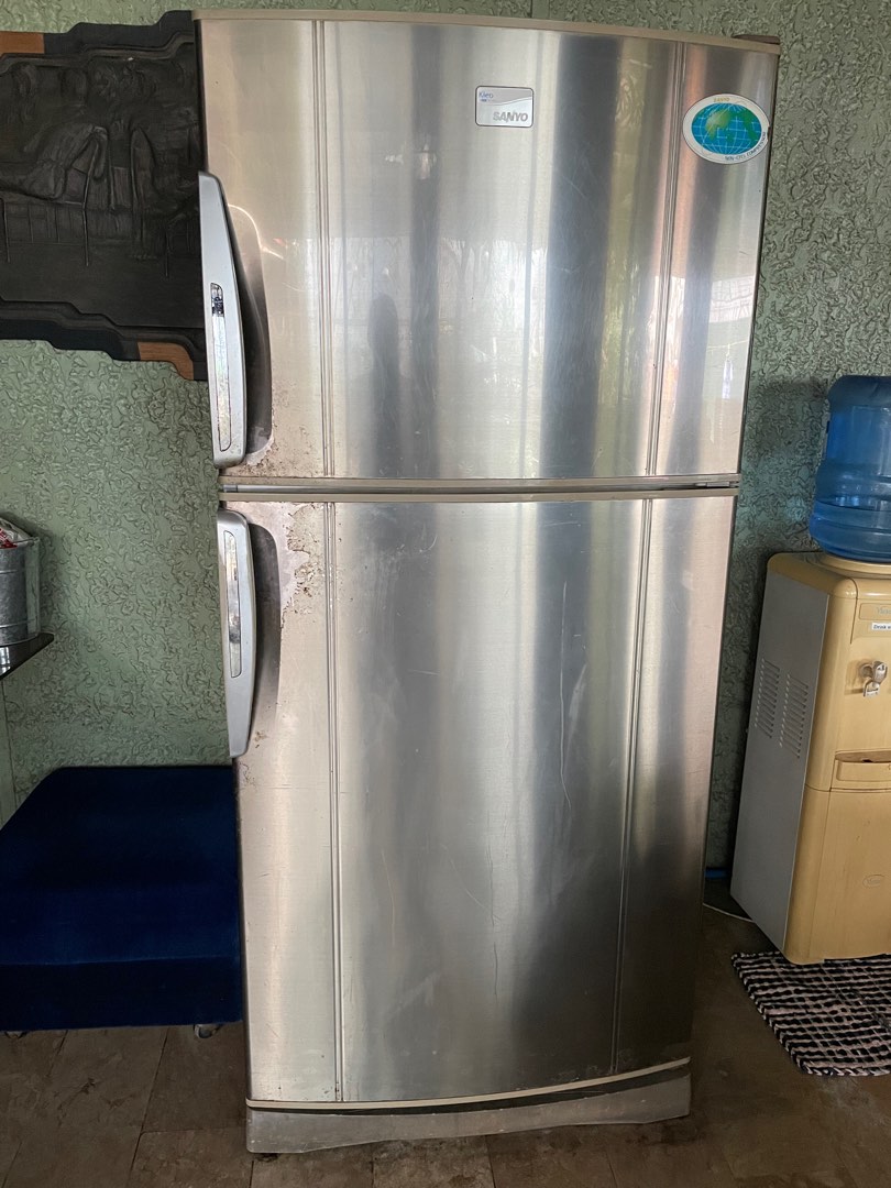 Pre loved Sanyo refrigerator, TV & Home Appliances, Other Home