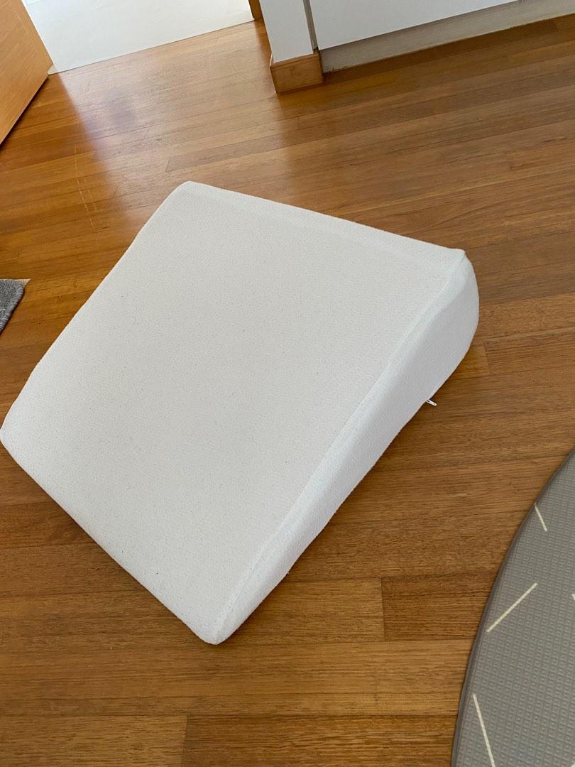 Premium wedge pillow for sleeping/ sitting to reduce pain, acid reflex