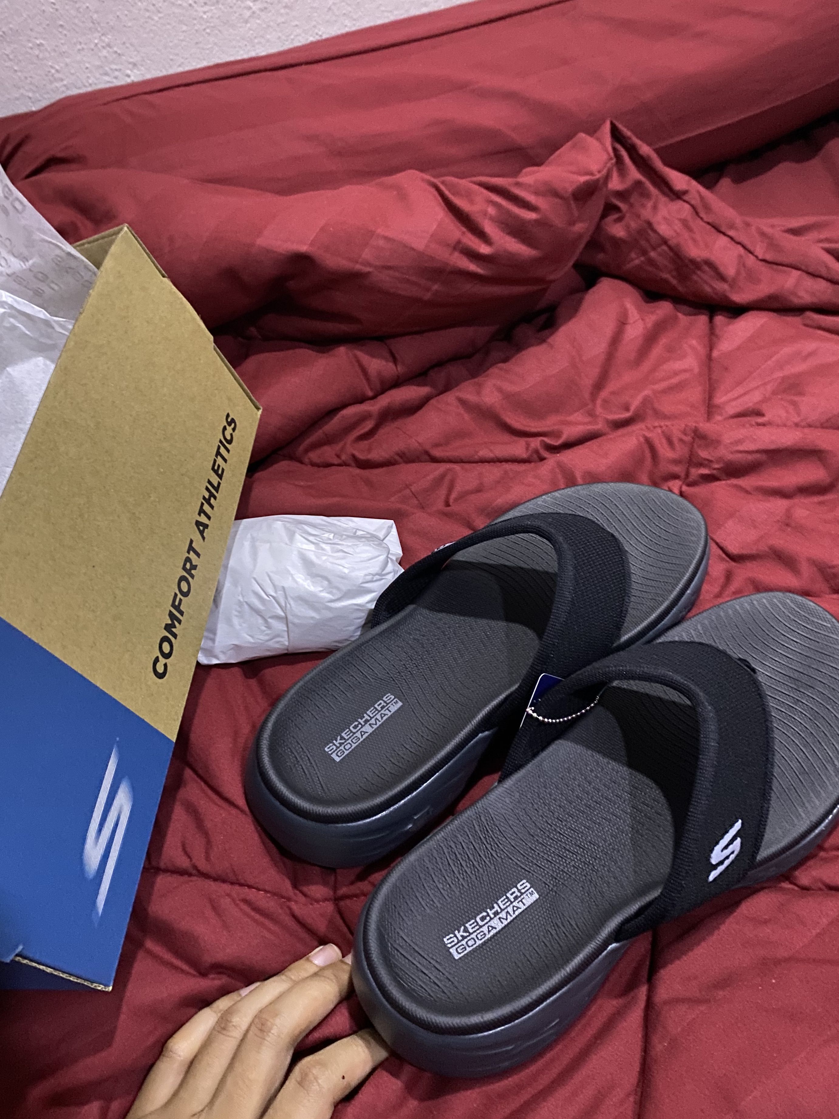 Sandal store skechers original