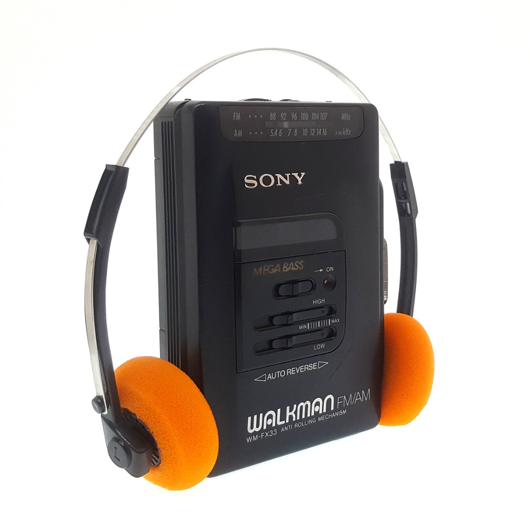 Sony WM-FX33 Mega Bass Walkman Cassette Radio Player FM AM 