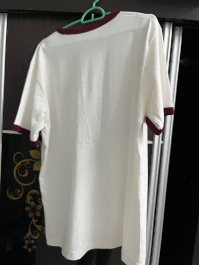 Uniqlo Cornwall 1609, Men's Fashion, Activewear on Carousell