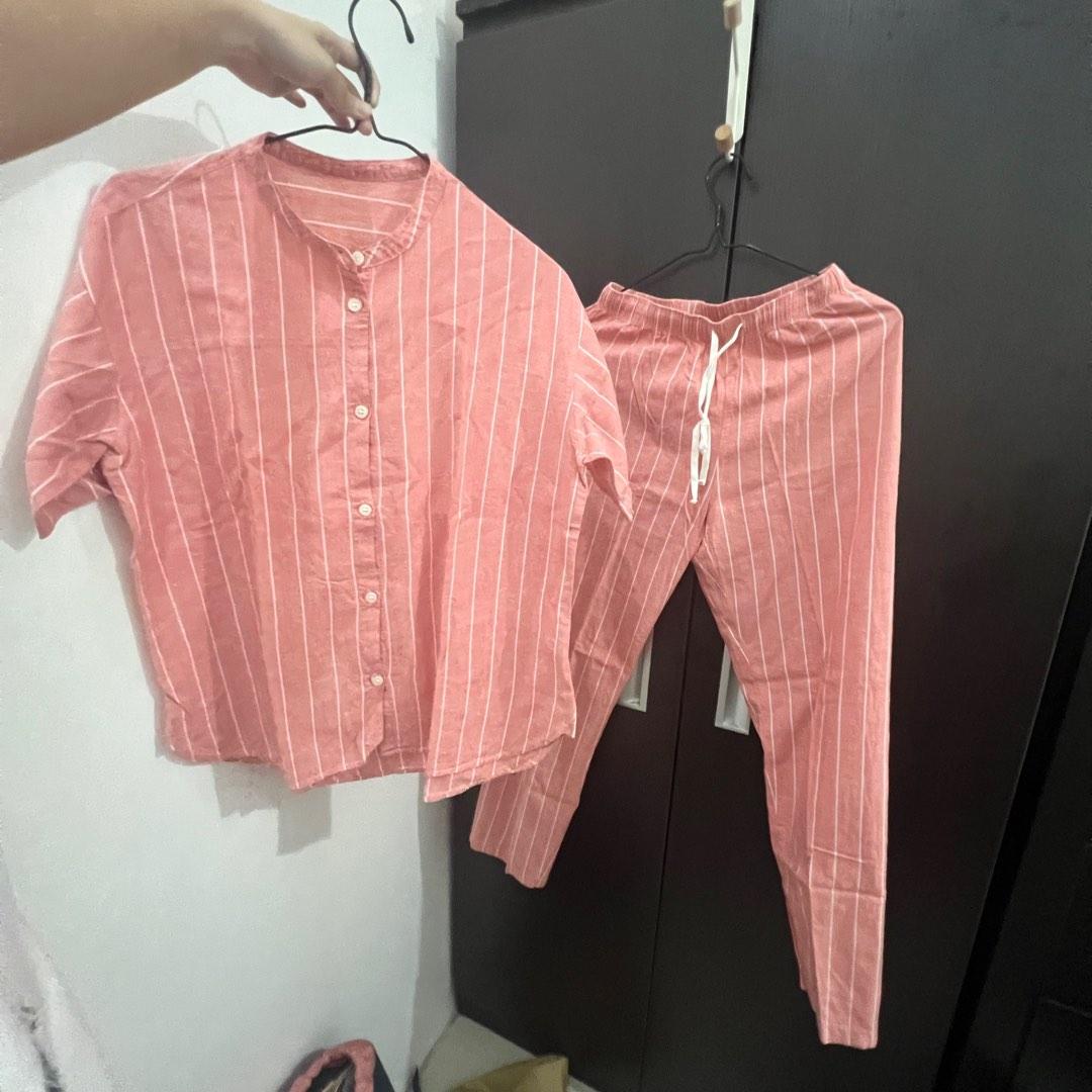 Uniqlo pajama set, Women's Fashion, Undergarments & Loungewear on Carousell