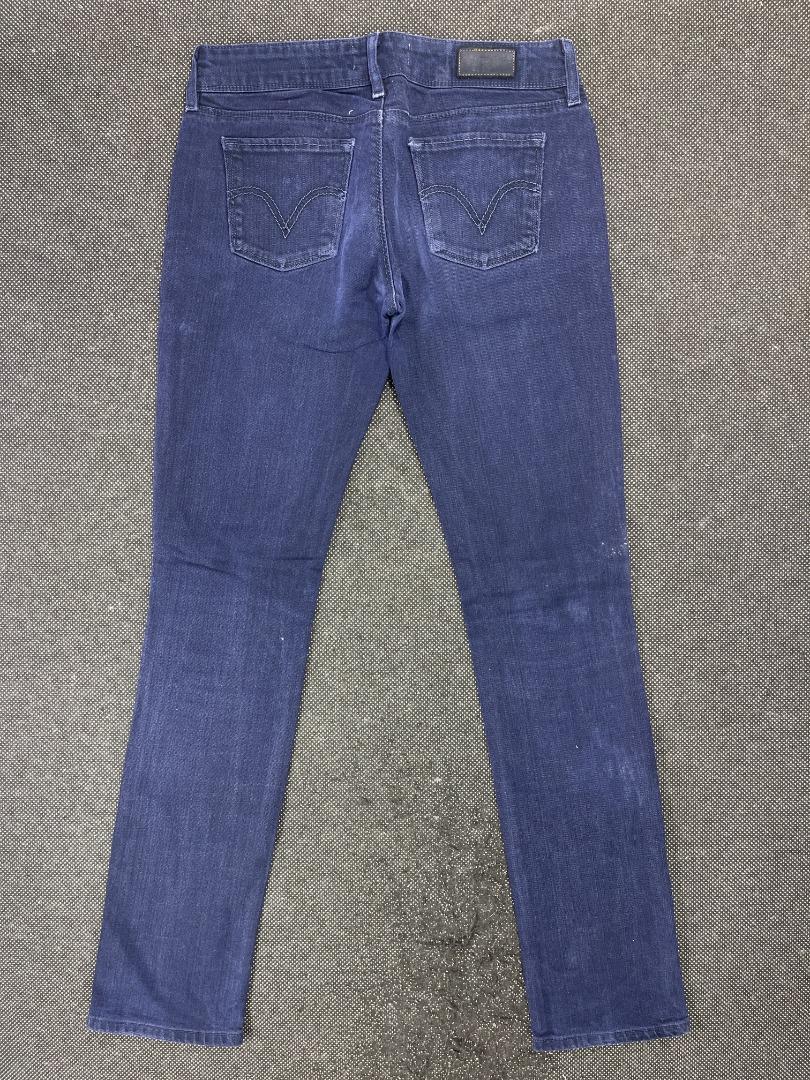 Vintage Levi's 571 Slim Fit Jeans - JP025, Women's Fashion, Bottoms, Jeans  & Leggings on Carousell