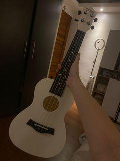 white ukulele w/ bag & tuner