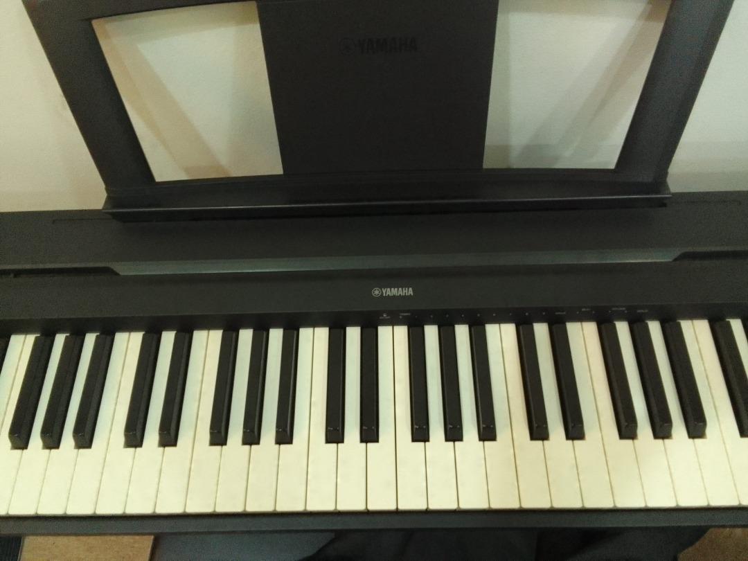 Yamaha P35 digital piano, Hobbies & Toys, Music & Media, Musical
