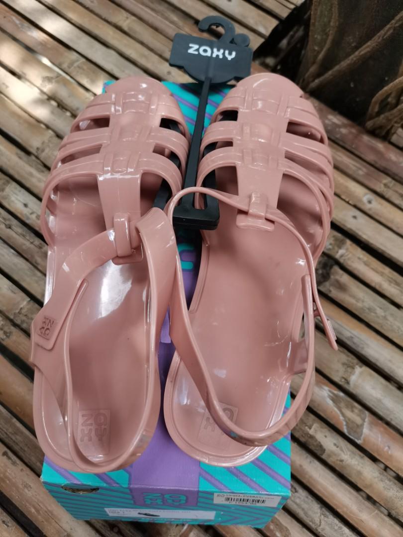 zaxy sandals, Women's Fashion, Footwear, Flats & Sandals on Carousell