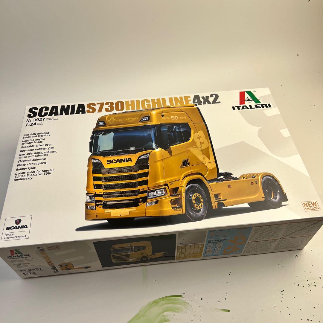 1/24 Italeri 3927 Scania S730 Highline 4x 2, 興趣及遊戲, 玩具 