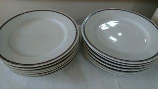12 Piring Makan (Diameter 26 cm)