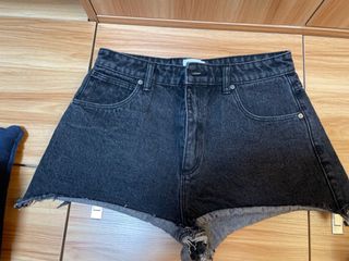 （分類：）位於 。 由 plpgtr 提交（商品編號 1183026268，圖片 1）。簡介： 。