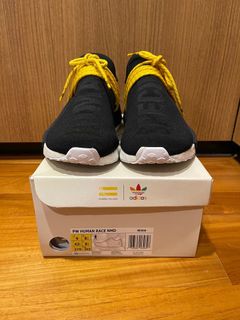 (Category: ) located in . Submitted by sneakerboost (Listing ID 1091376973, Image 1). Description: .