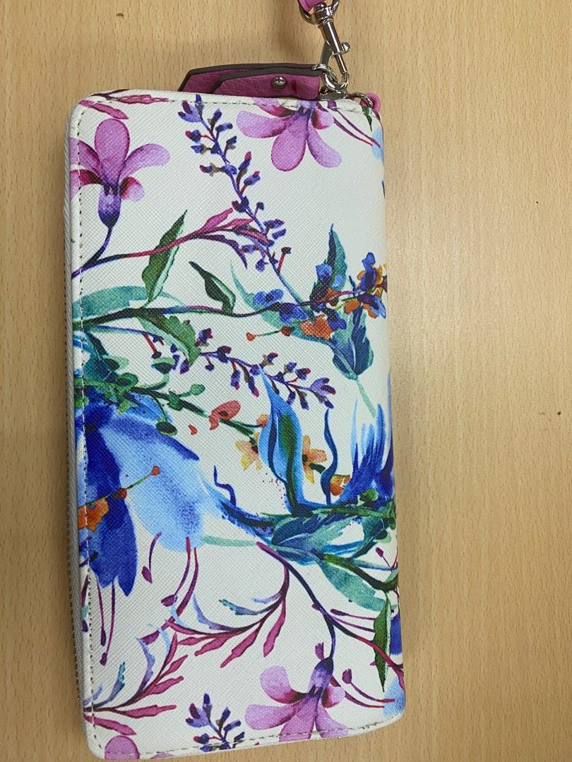 Anne Klein long wallet (Category: Wallets & Card holders) located in Imus. Submitted by a_bys (Listing ID 1182998840, Image 2). Description: super new pa.