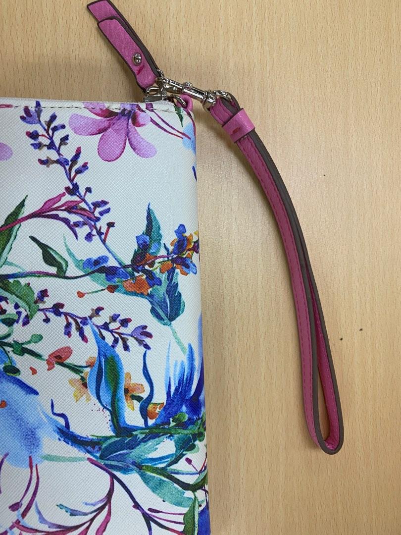 Anne Klein long wallet (Category: Wallets & Card holders) located in Imus. Submitted by a_bys (Listing ID 1182998840, Image 1). Description: super new pa.