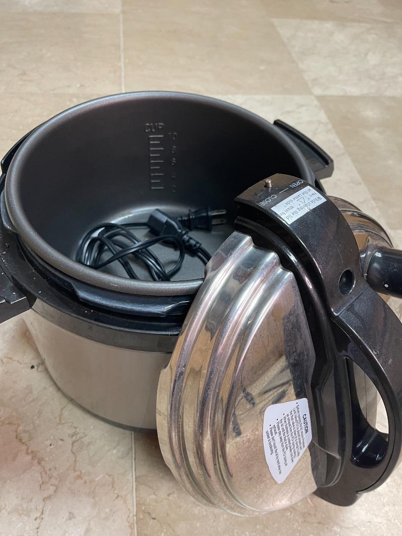 Aowa pressure cooker, TV & Home Appliances, Kitchen Appliances, Cookers