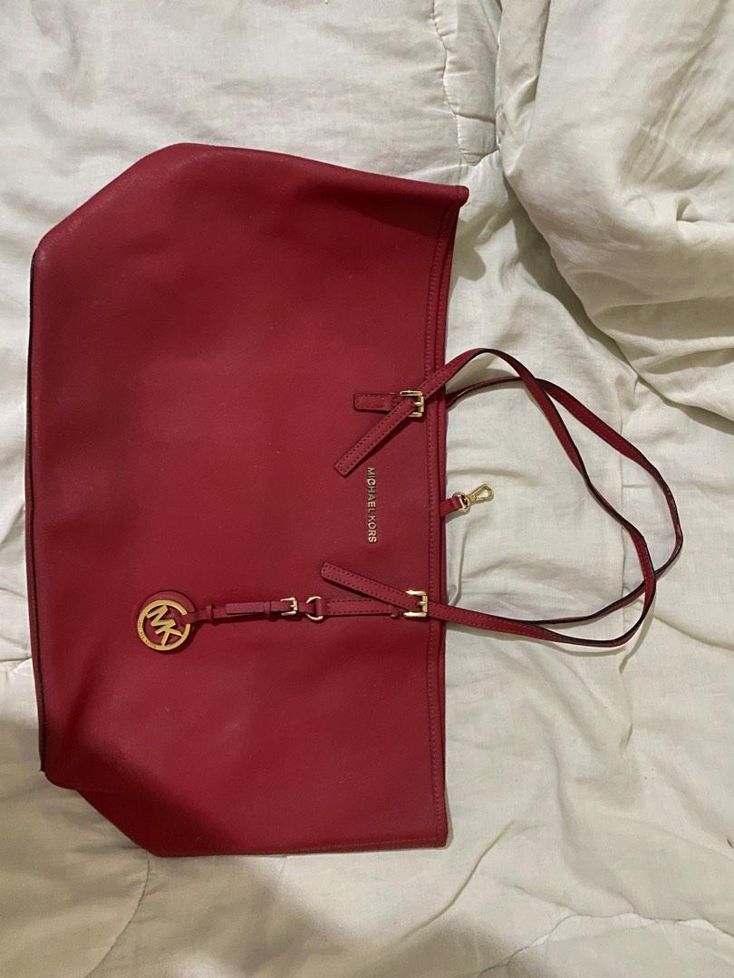 Authentic Michael Kors with code Leather Big Tote Bag Red, Luxury, Bags &  Wallets on Carousell