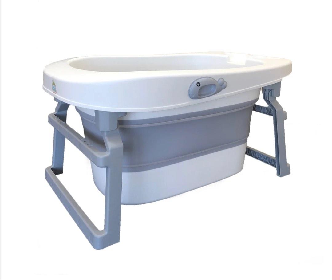BABY FOLDABLE BATHTUB (Category: Bathtub & Bath Accessories) located in Manila. Submitted by missielle (Listing ID 1183100310, Image 1). Description: Available in gray, blue and pink..