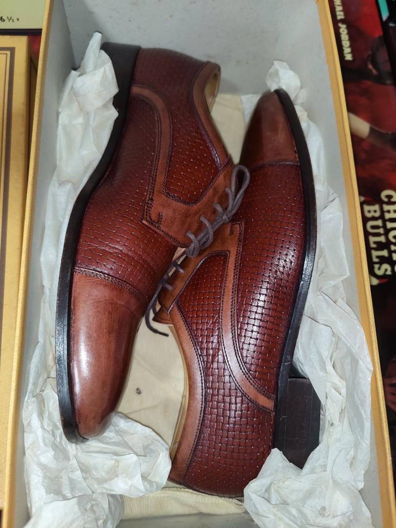 Red shop barker shoes