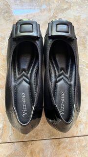 Black Shoes