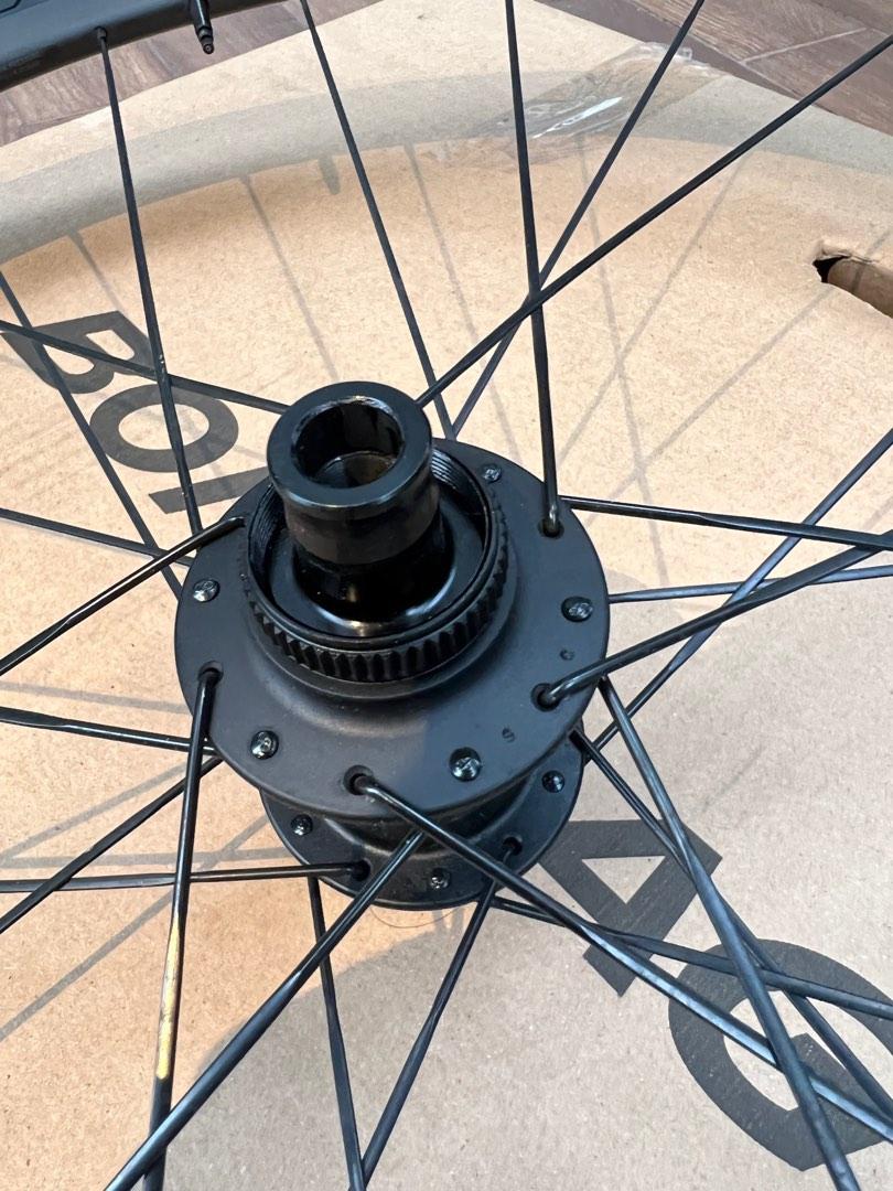 Bontrager Aeolus Elite 50 TLR Disc - Full Carbon Road Wheel 