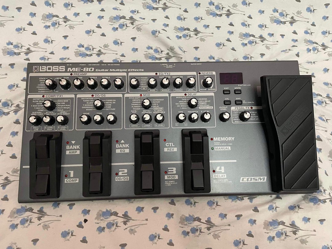 BOSS ME 80 guitar multieffects, Audio, Soundbars, Speakers