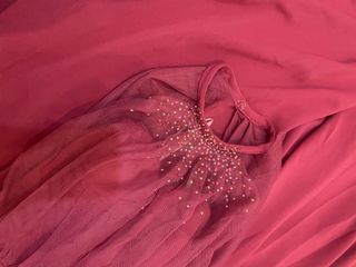 (Category: ) located in . Submitted by aliswardrobe (Listing ID 1182951152, Image 1). Description: .
