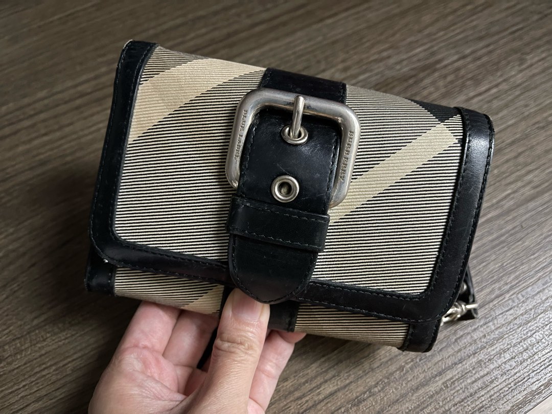 Burberry blue label wallet outlet