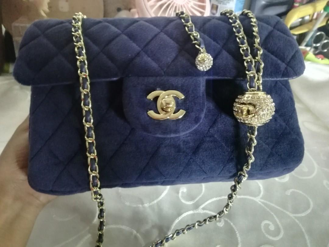 Chanel velvet pearl crush clearance