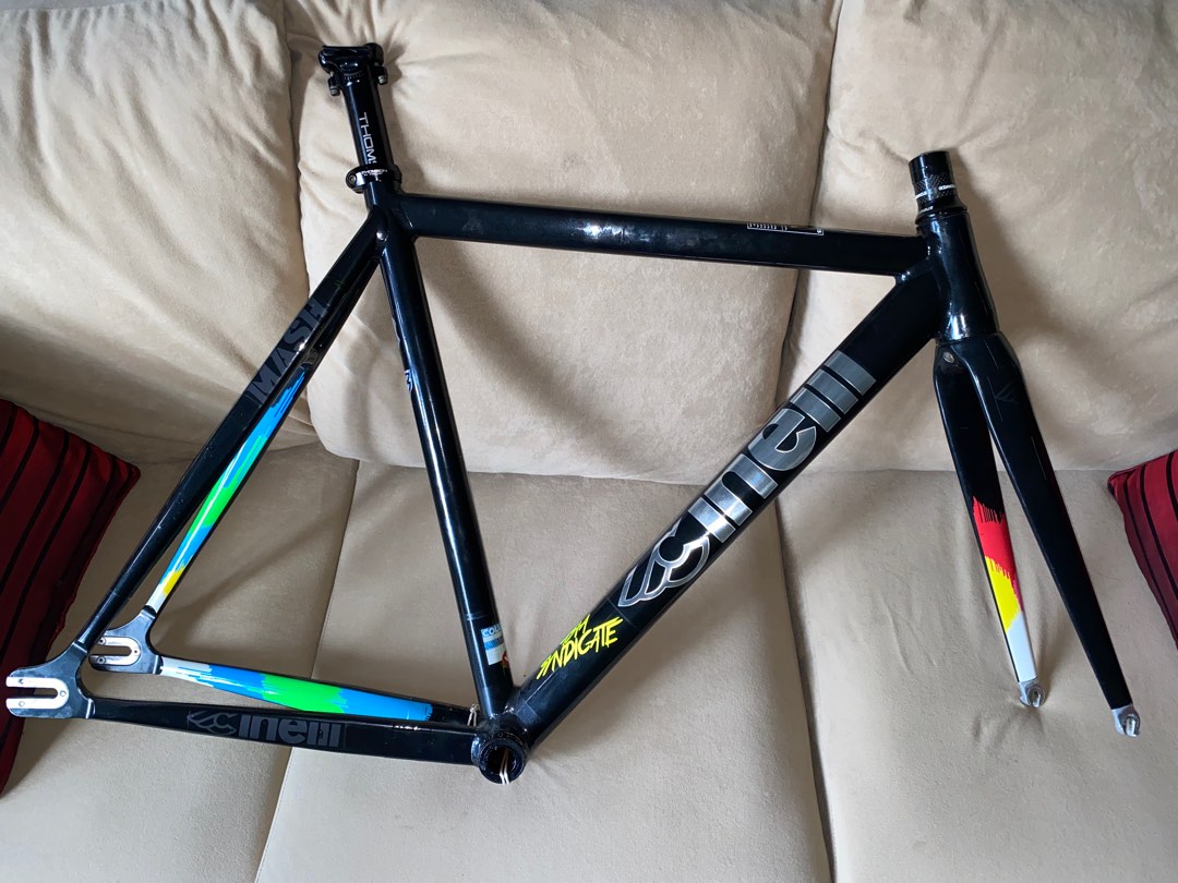 Cinelli sale histogram 2015