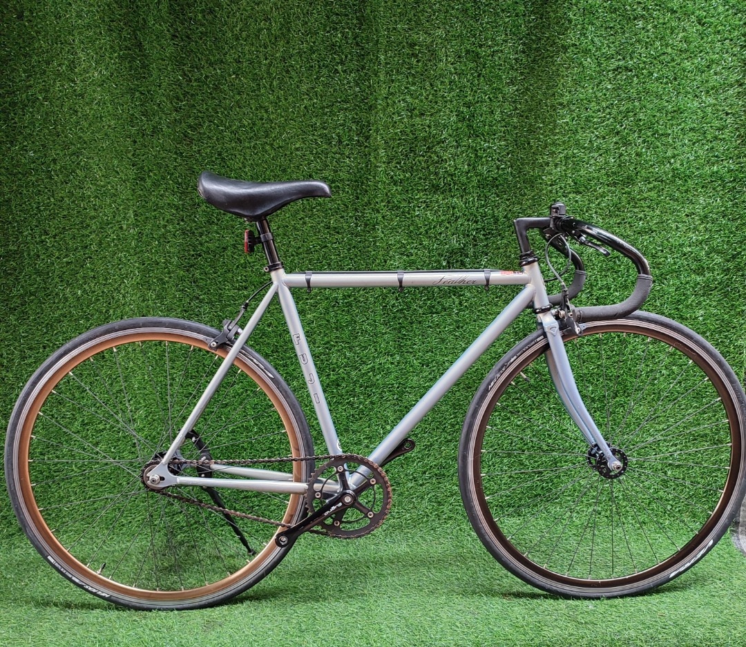 Fuji feather top ice blue